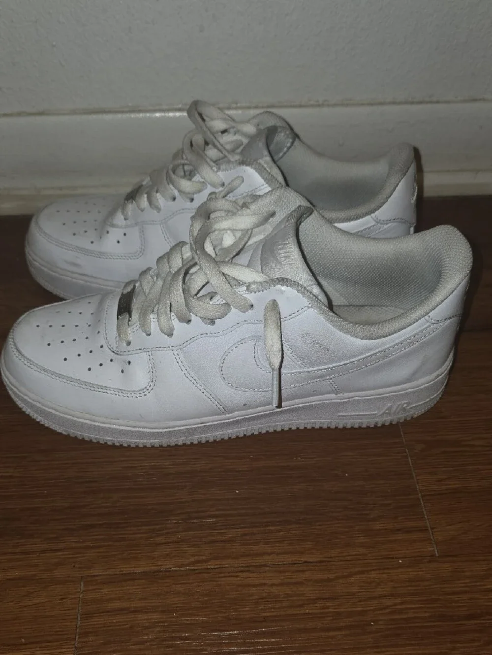 Nike White Low-Top Leather Sneakers